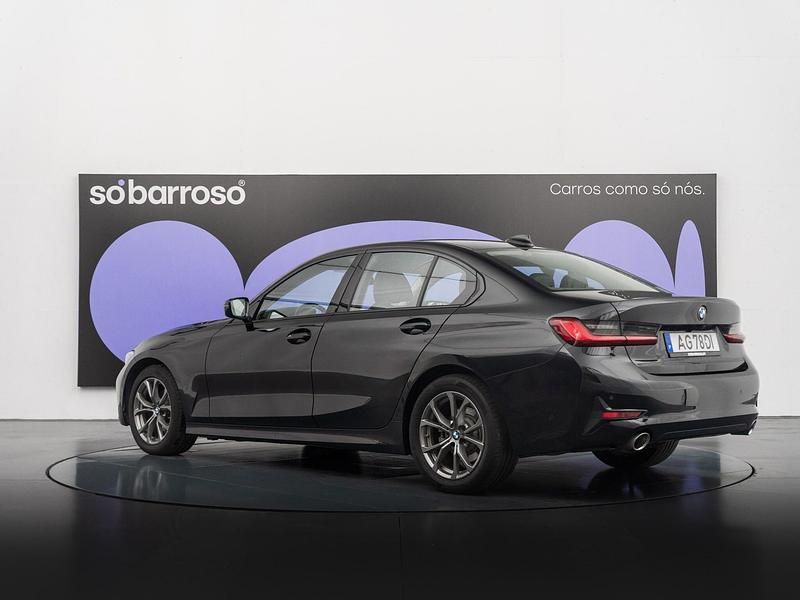 Usado BMW 320 Sport Line 190 HP (139 kW) 2021 Preto Sedan