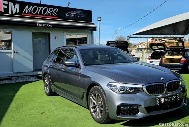 Cinza Usado 2018 BMW 520 Carrinha | € 29.990 (Caro) - Imagem 1/1