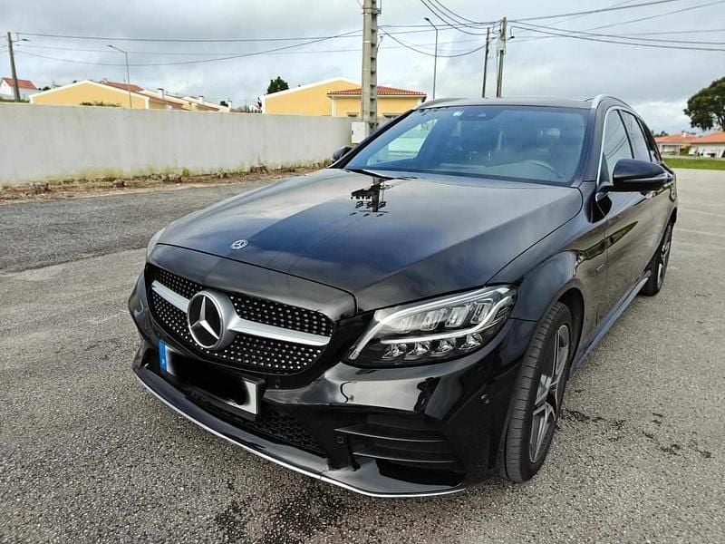 Usado Mercedes C300 306 HP (225 kW) 2020 Preto Carrinha