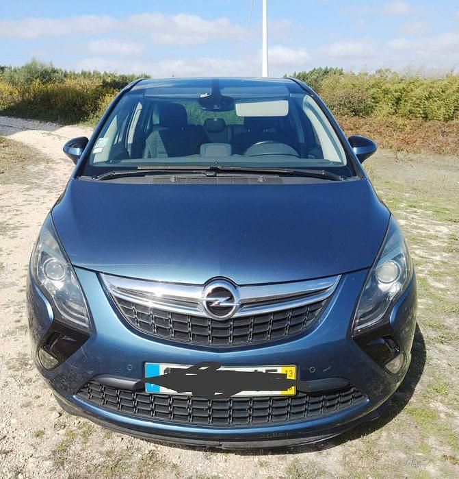 Usado 2013 Opel Zafira Eco Sedan | € 8.900 - Imagem 1/4