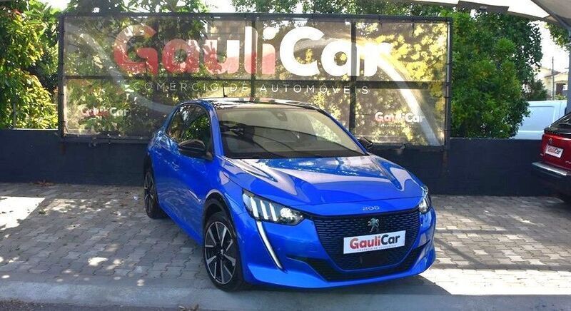 Usado Peugeot e-208 GT 100 kW (136 HP) 2020 Azul Citadino