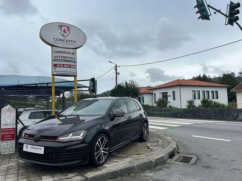 Preto Usado 2015 VW Golf VII | € 17.900 (Bom preço) - Imagem 1/4
