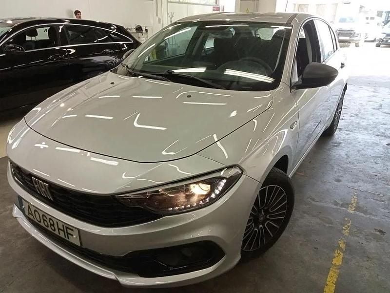 Outro Usado 2022 Fiat Tipo City Life Sedan | € 13.600 (Bom preço) - Imagem 1/4