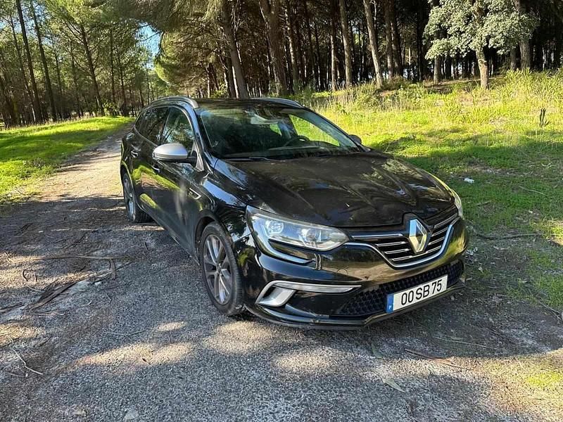 Preto Usado 2016 Renault Mégane GrandTour Carrinha | € 12.500 (Preço justo) - Imagem 1/4