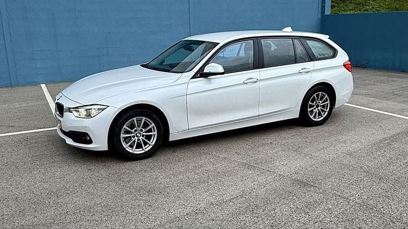 Usado BMW 318 Sport Line 150 HP (110 kW) 2017 Sedan