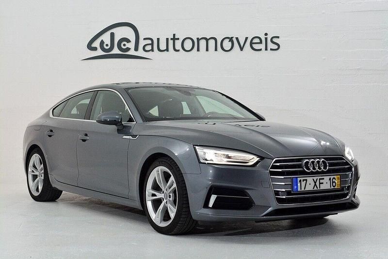 Cinza Usado 2019 Audi A5 Sport Coupé | € 30.500 (Preço justo) - Imagem 1/4