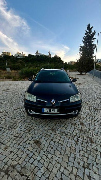 Usado 2008 Renault Mégane III Sedan | € 3.950 (Caro) - Imagem 1/4