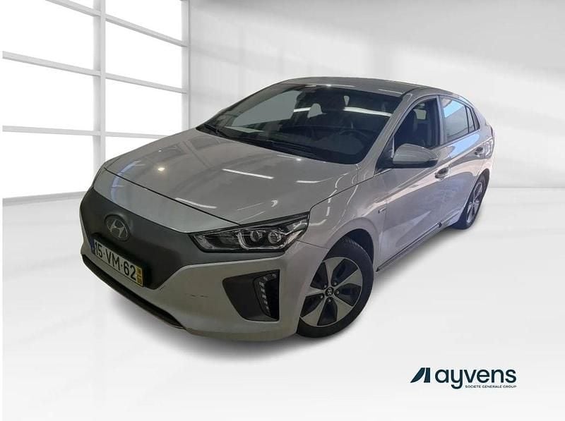 Cinza Usado 2018 Hyundai Ioniq Sedan | € 13.900 (Bom preço) - Imagem 1/4