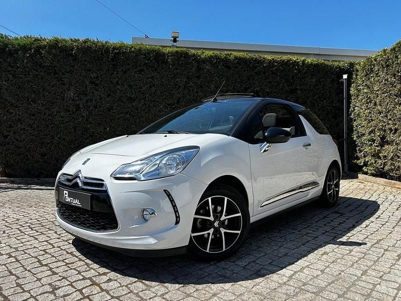 Branco Usado 2015 DS Automobiles DS3 Chic Cabrios | € 8.490 (Bom preço) - Imagem 1/4