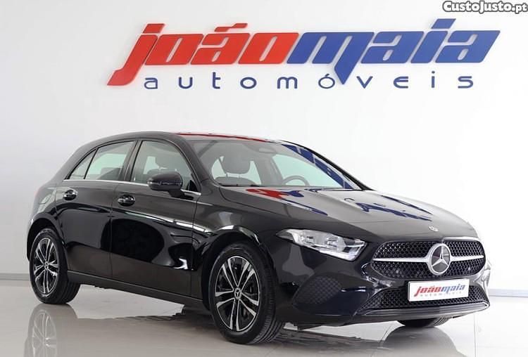 Preto Usado 2024 Mercedes A250 Sedan | € 39.500 (Preço justo) - Imagem 1/1