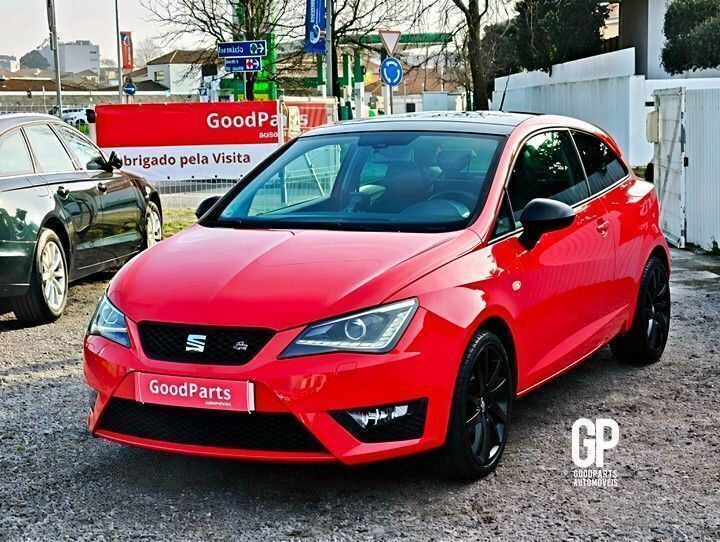 Vermelho Usado 2015 Seat Ibiza | € 10.400 (Preço justo) - Imagem 1/4