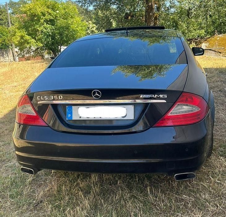 Usado 2008 Mercedes CLS320 AMG Sedan | € 10.500 - Imagem 1/4