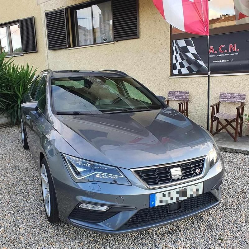 Cinzento Usado 2018 Seat Leon ST Carrinha | € 20.750 - Imagem 1/4