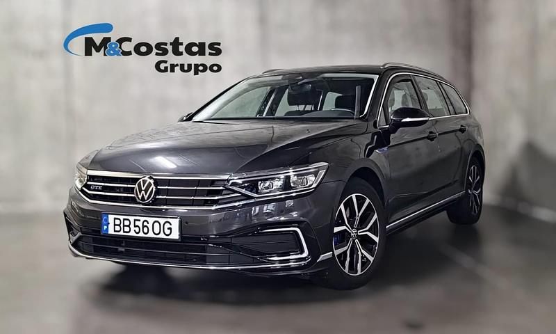 Usado VW Passat GTE 218 HP (160 kW) 2023 Cinzento Carrinha