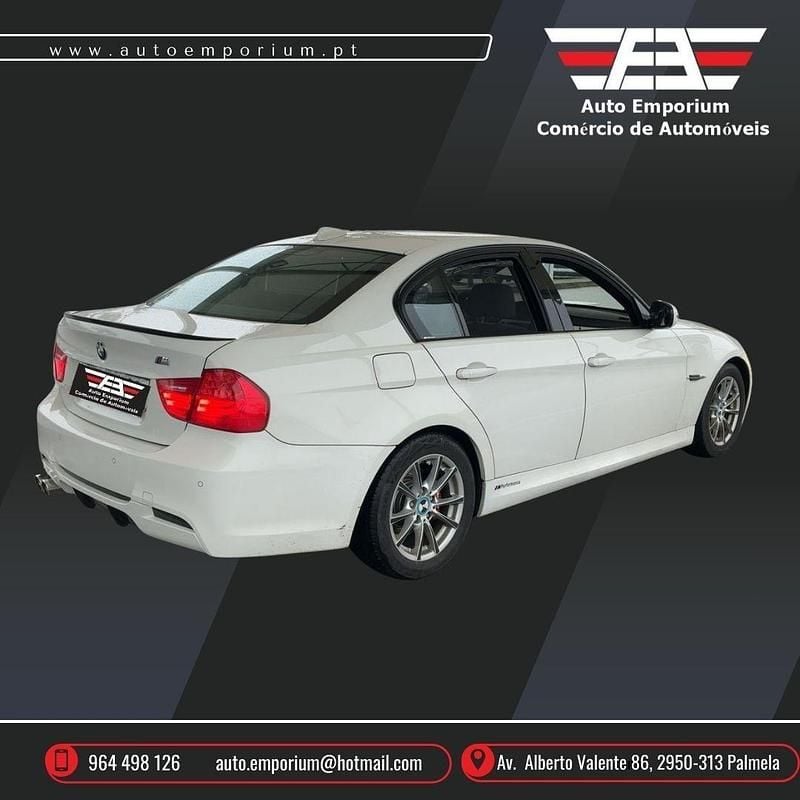 Usado BMW 318 M Performance 143 HP (105 kW) 2009 Branco Sedan