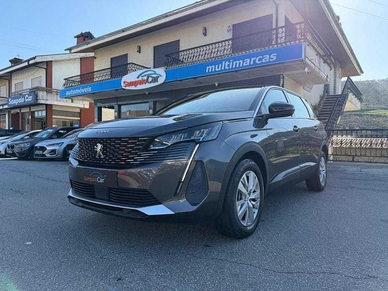 Usado Peugeot 5008 Active 130 HP (95 kW) 2023 Cinza SUV