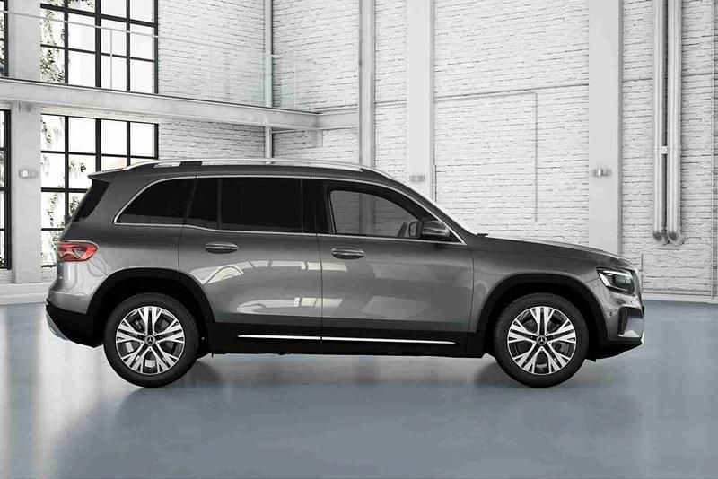 Cinzento Novo 2025 Mercedes GLB180 SUV | € 60.938 (Caro) - Imagem 1/4