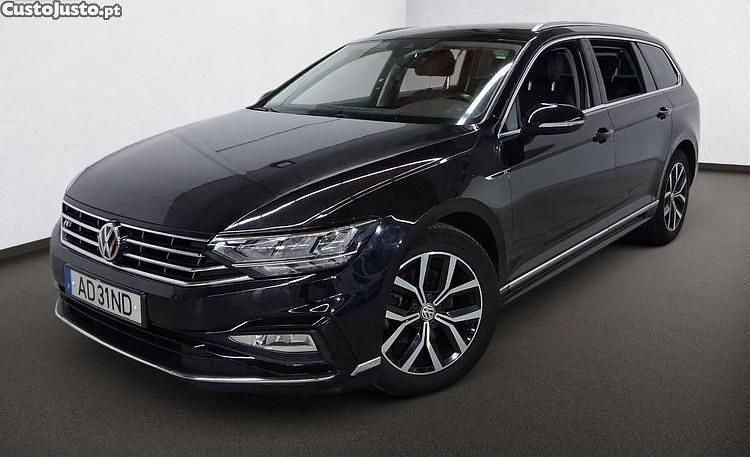 Usado VW Passat R-line 150 HP (110 kW) 2020 Preto Carrinha