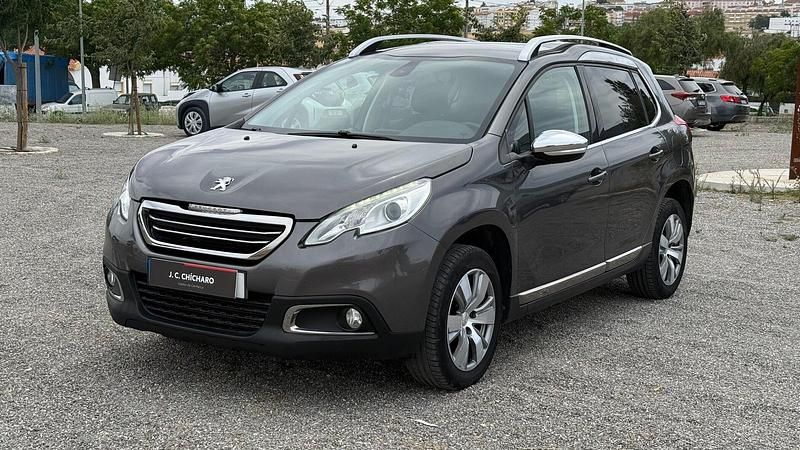 Cinza Usado 2016 Peugeot 2008 Allure SUV | € 12.850 (Preço elevado) - Imagem 1/4