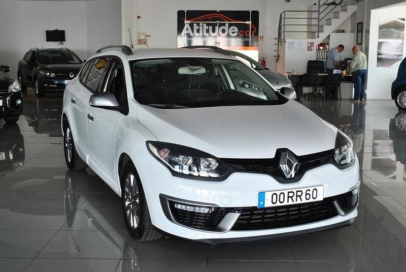 Branco Usado 2016 Renault Mégane III Carrinha | € 13.680 (Caro) - Imagem 1/4