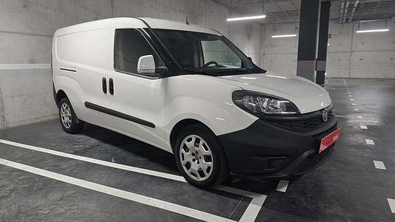 Usado Fiat Doblò 120 HP (88 kW) 2021 Branco Monovolume