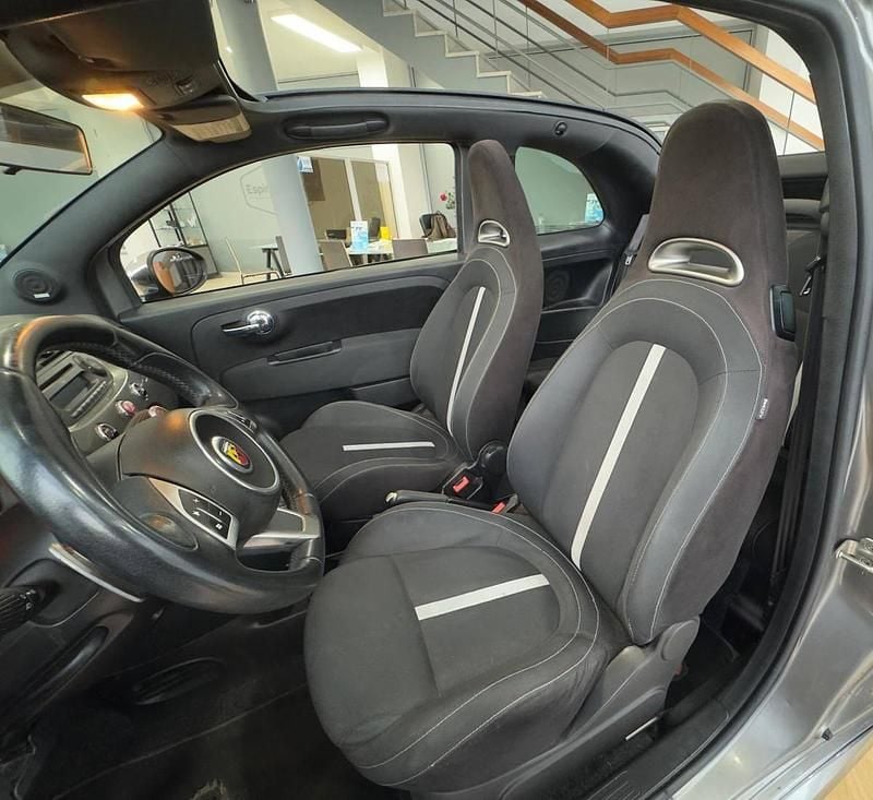 Usado Abarth 500 140 HP (102 kW) 2010 Cinzento