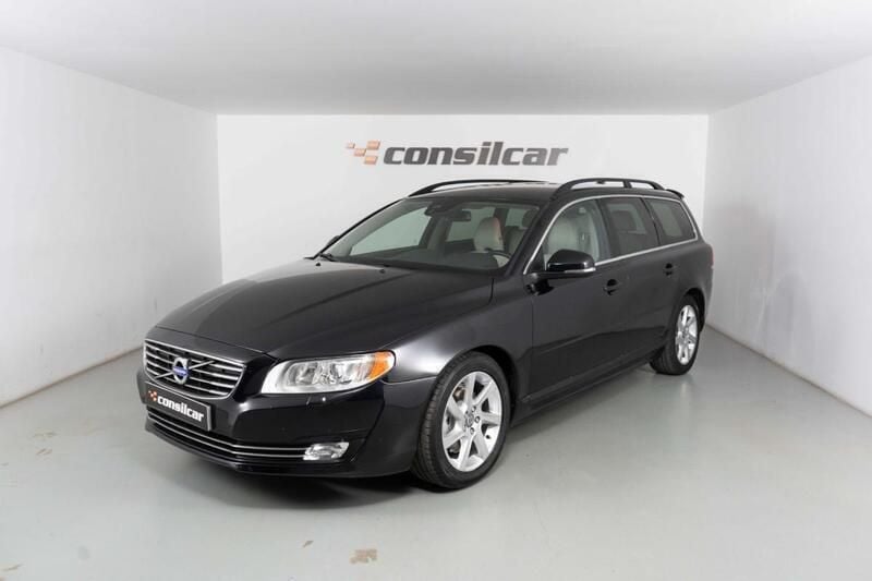 Preto Usado 2014 Volvo V70 Momentum Carrinha | € 11.980 - Imagem 1/4