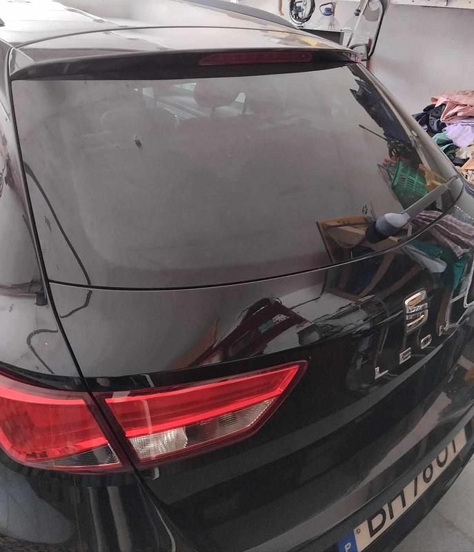 Preto Usado 2020 Seat Leon Carrinha | € 15.850 (Super Preço) - Imagem 1/4