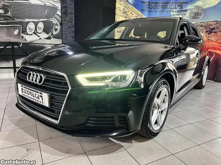 Preto Usado 2019 Audi A3 Design Citadino | € 17.900 (Preço justo) - Imagem 1/1