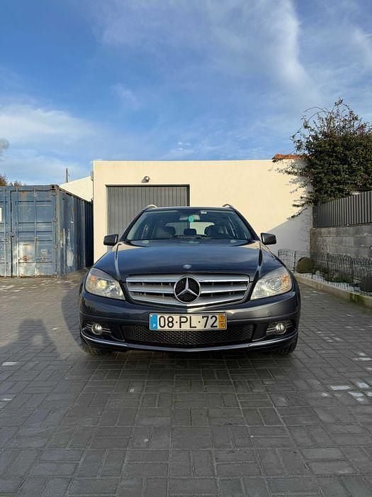 Usado 2010 Mercedes C220 Avantgarde | € 9.450 (Bom preço) - Imagem 1/4