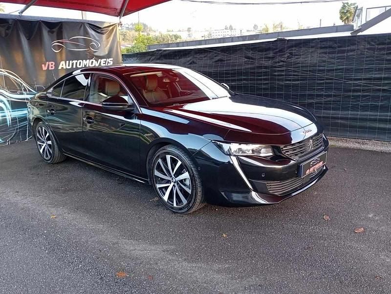 Usado Peugeot 508 Allure 130 HP (95 kW) 2019 Preto