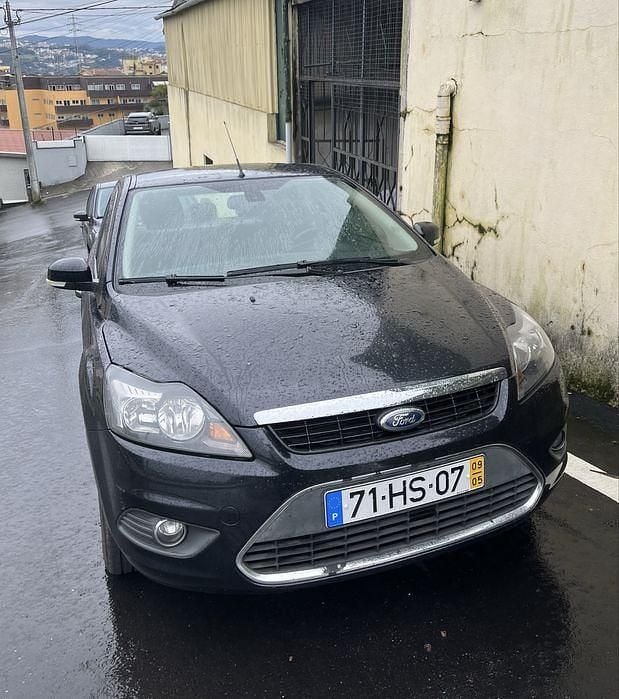 Usado 2009 Ford Focus Sedan | € 3.700 (Preço justo) - Imagem 1/4