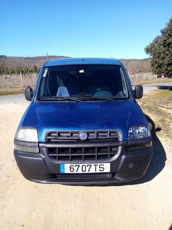 Azul Usado 2002 Fiat Doblò Monovolume | € 2.000 (Preço justo) - Imagem 1/4