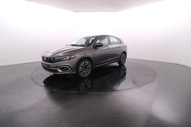 Cinza Usado 2022 Fiat Tipo City Life Sedan | € 17.950 (Preço justo) - Imagem 1/4