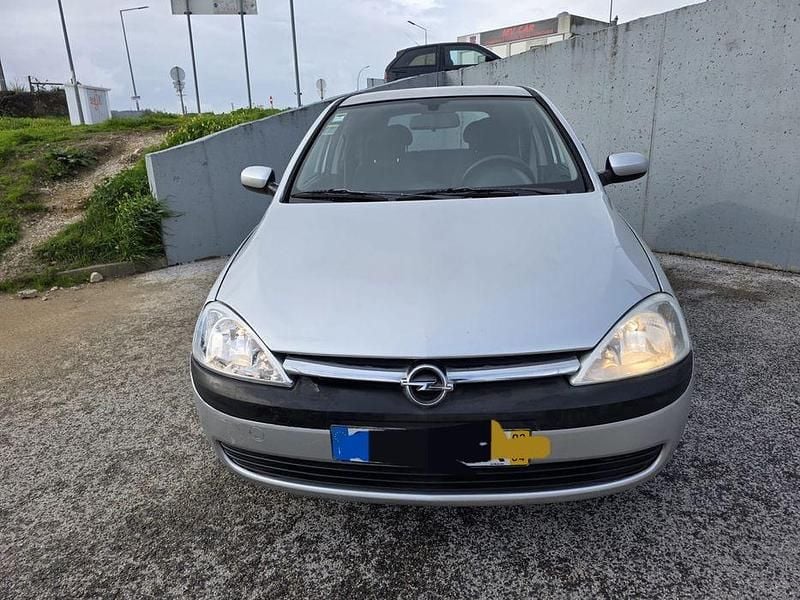 Usado 2003 Opel Corsa Sedan | € 1.890 (Preço justo) - Imagem 1/4