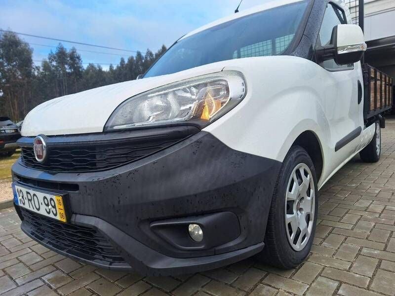 Usado Fiat Doblò 105 HP (77 kW) 2016 Branco Monovolume