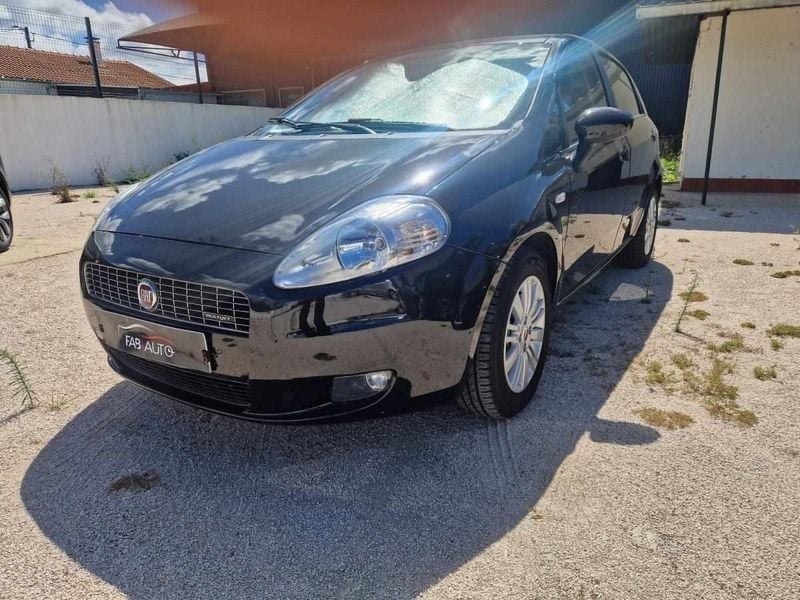 Preto Usado 2008 Fiat Grande Punto Citadino | € 6.900 (Preço justo) - Imagem 1/4