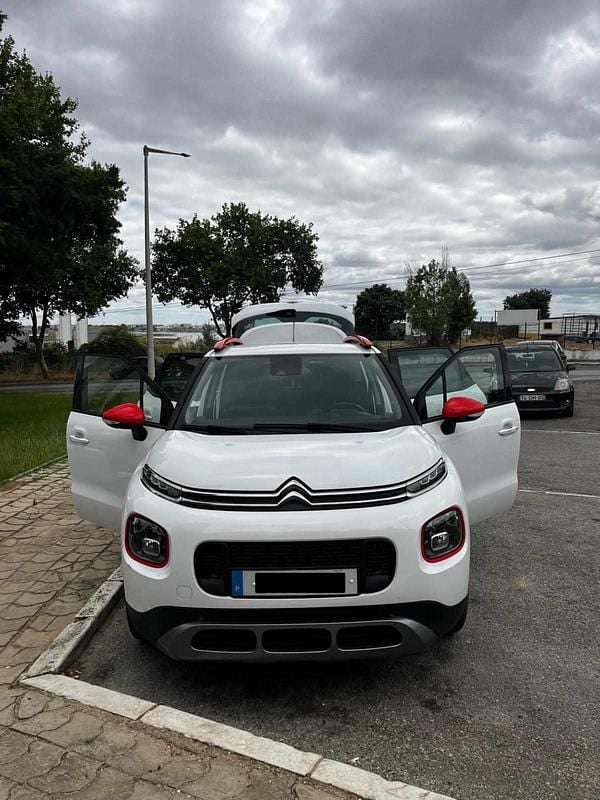 Branco Usado 2018 Citroën C3 Aircross PureTech SUV | € 9.500 (Super Preço) - Imagem 1/4
