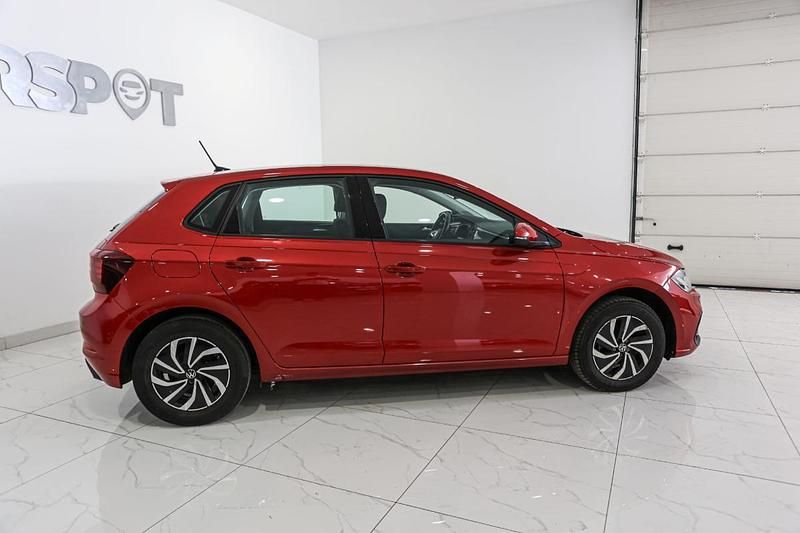 Usado VW Polo Style 95 HP (69 kW) 2023 Vermelho Citadino