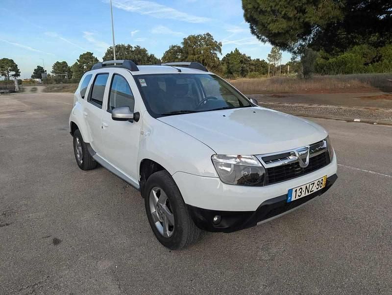 Usado Dacia Duster 107 HP (78 kW) 2013 Branco Citadino