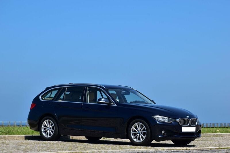 Usado 2014 BMW 320 Sedan | € 14.490 (Super Preço) - Imagem 1/4