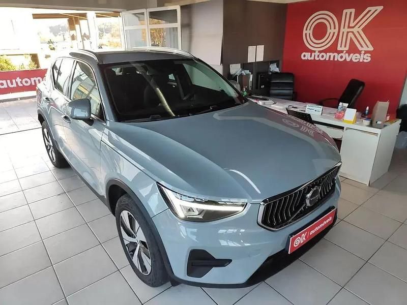 Usado Volvo XC40 211 HP (155 kW) 2023 Cinza antracite SUV