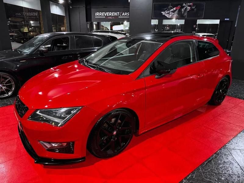 Usado Seat Leon FR 184 HP (135 kW) 2013 Vermelho Citadino