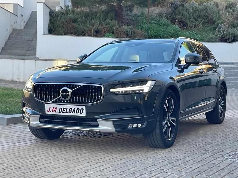 Usado Volvo V90 Pro 190 HP (139 kW) 2018 Cinza Carrinha