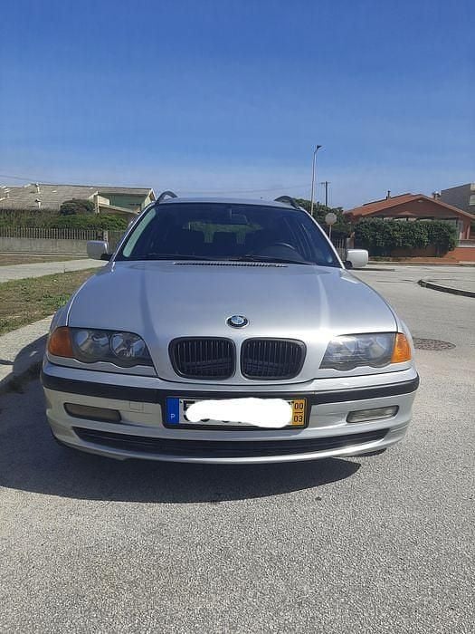 Usado 2000 BMW 320 Carrinha | € 3.750 (Preço justo) - Imagem 1/4