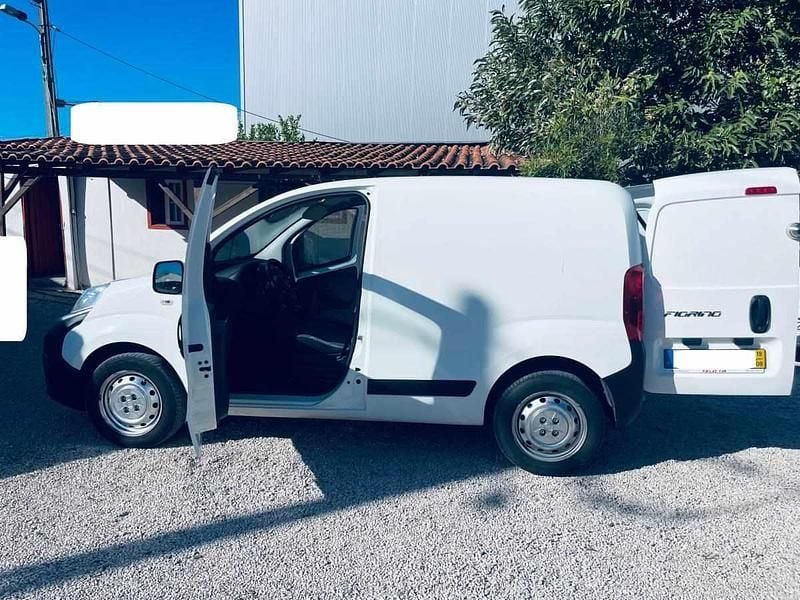 Usado Fiat Fiorino 80 HP (58 kW) 2019 Branco Monovolume
