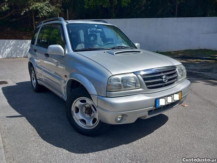 Cinza Usado 2000 Suzuki Grand Vitara SUV | € 6.990 - Imagem 1/1