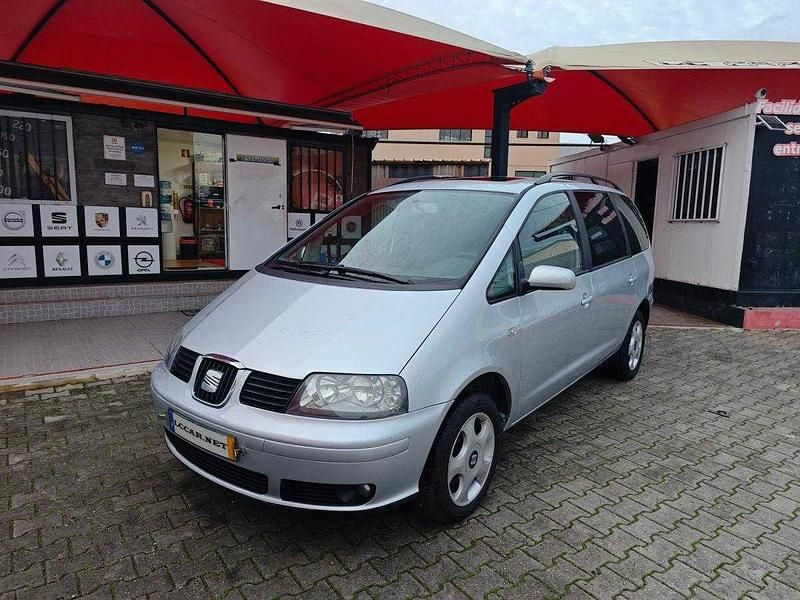 Cinza Usado 2005 Seat Alhambra Reference Monovolume | € 8.900 (Preço elevado) - Imagem 1/4