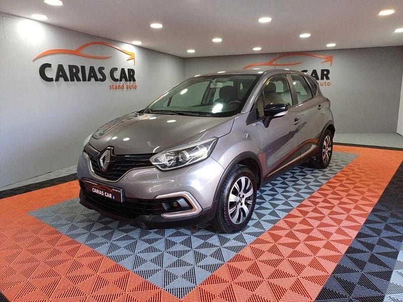 Usado Renault Captur 90 HP (66 kW) 2018 Cinza SUV