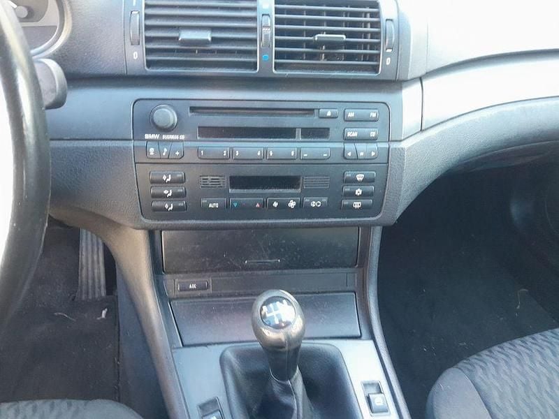 Usado 2000 BMW 320 Sedan | € 3.750 (Preço justo) - Imagem 1/4